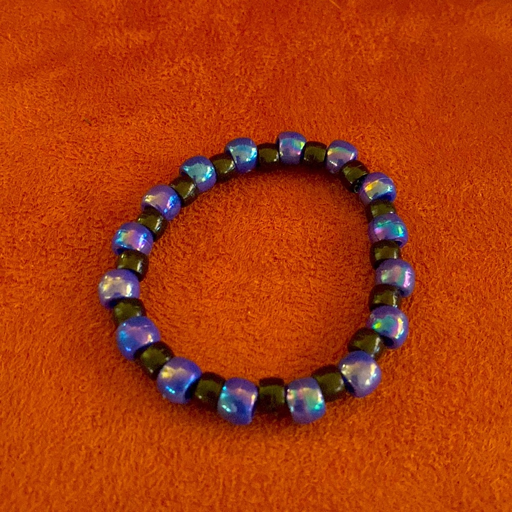Metallic blue and black brcaelet